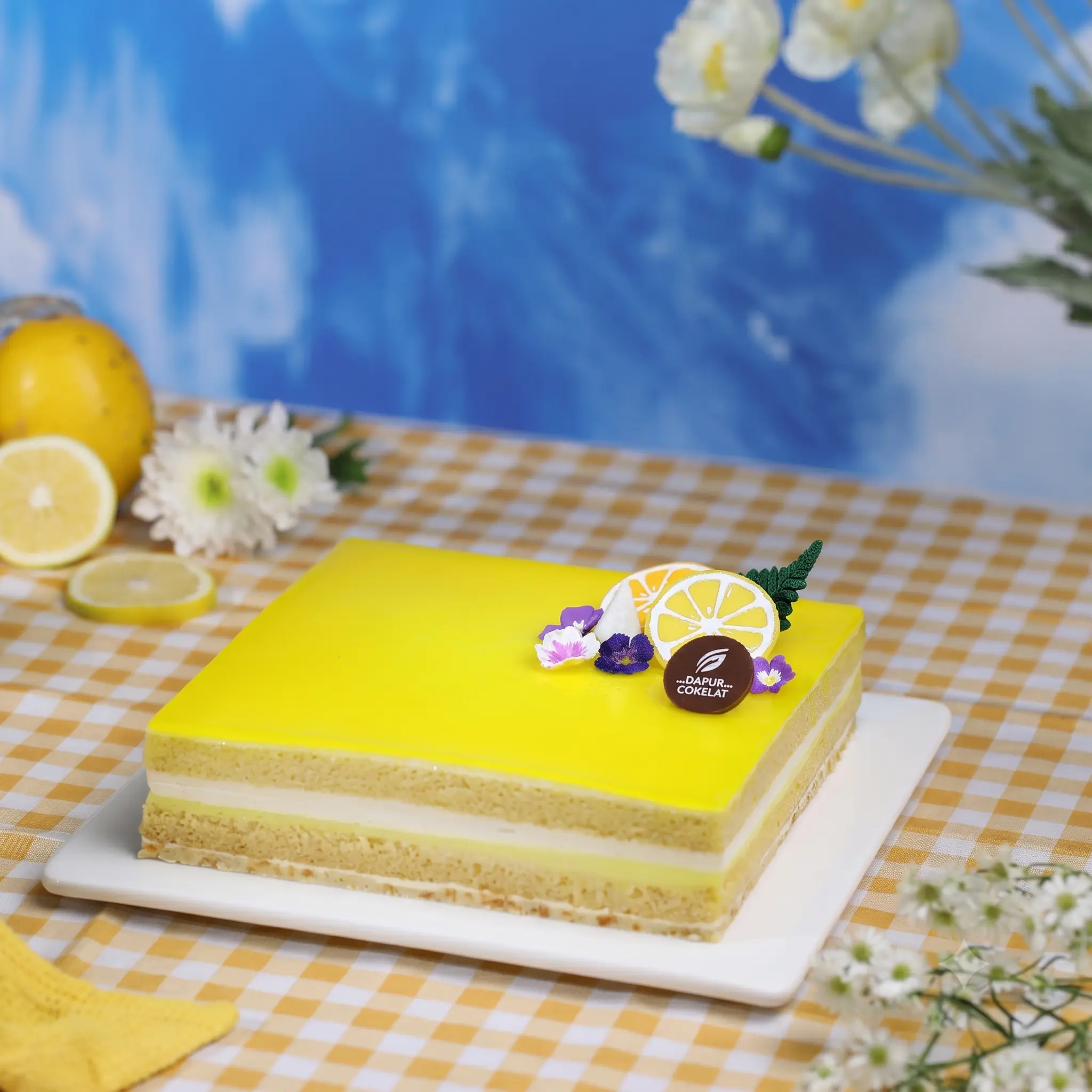 Royal Citrons Cake Reg