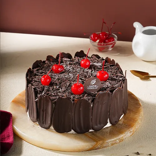 Black Forest Diameter 18 CM
